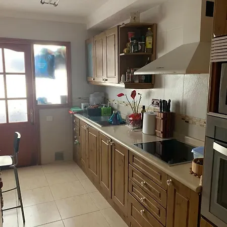 Arya Guest house